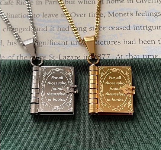 Book Lover Openable Book Necklace – Vintage Literary Pendant